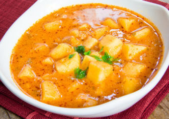 Indische Kartoffelsuppe mit Curry